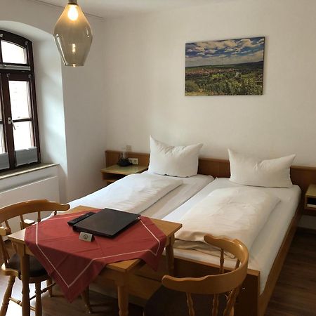 Gasthof Zum Schiff Obereisenheim Екстер'єр фото