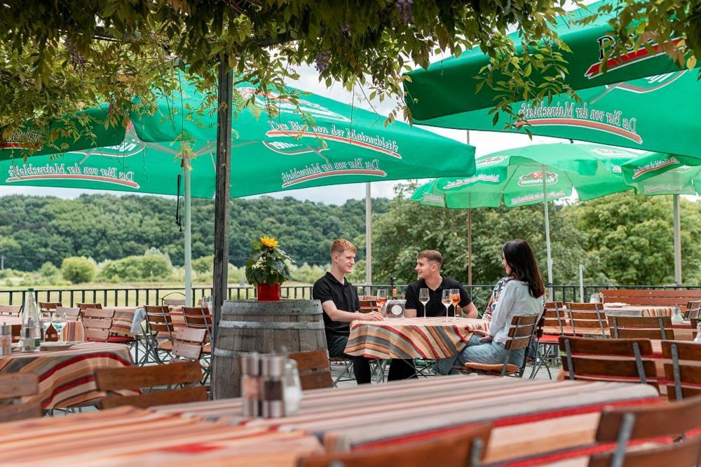 Gasthof Zum Schiff Obereisenheim Екстер'єр фото
