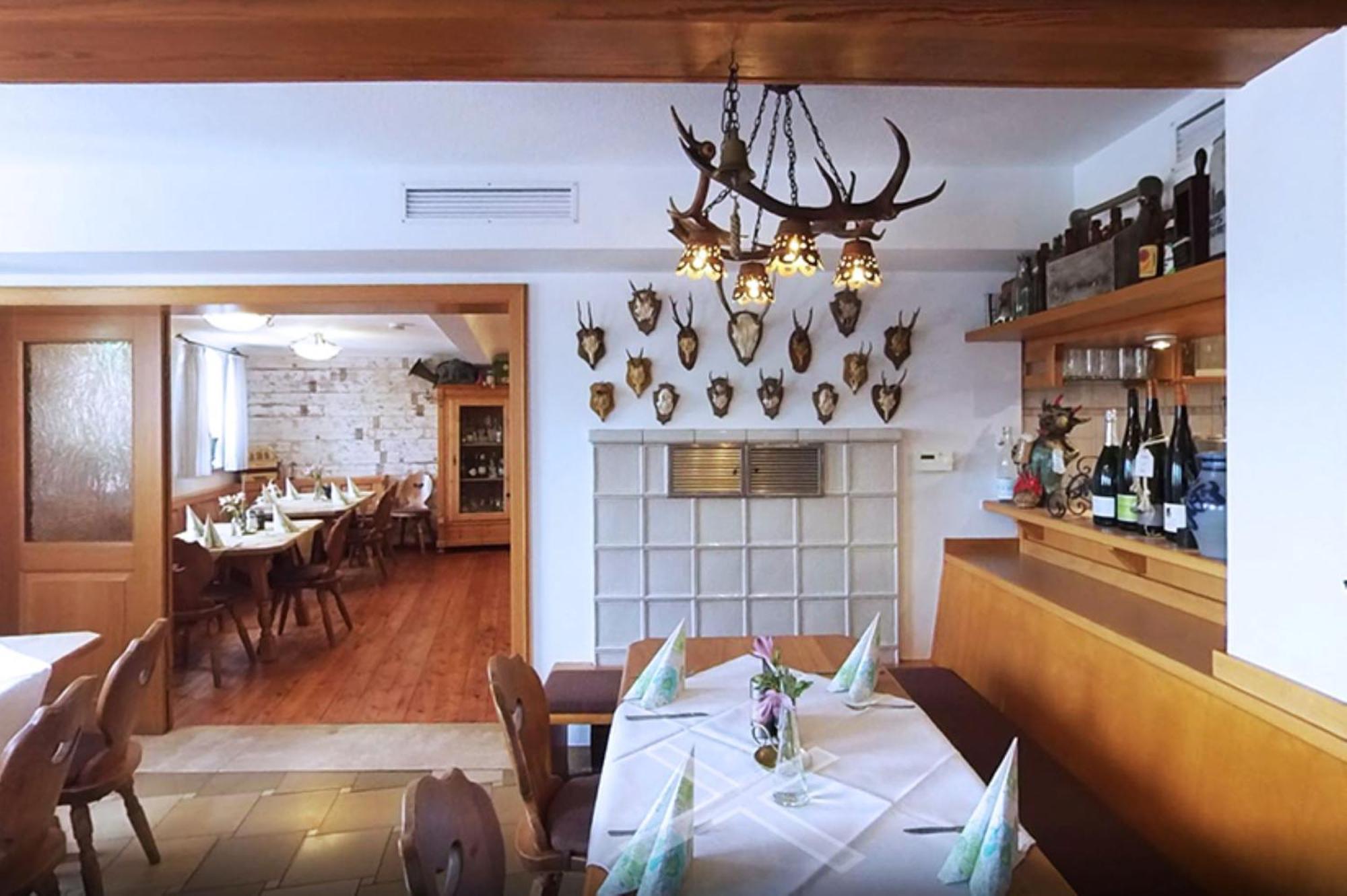 Gasthof Zum Schiff Obereisenheim Екстер'єр фото