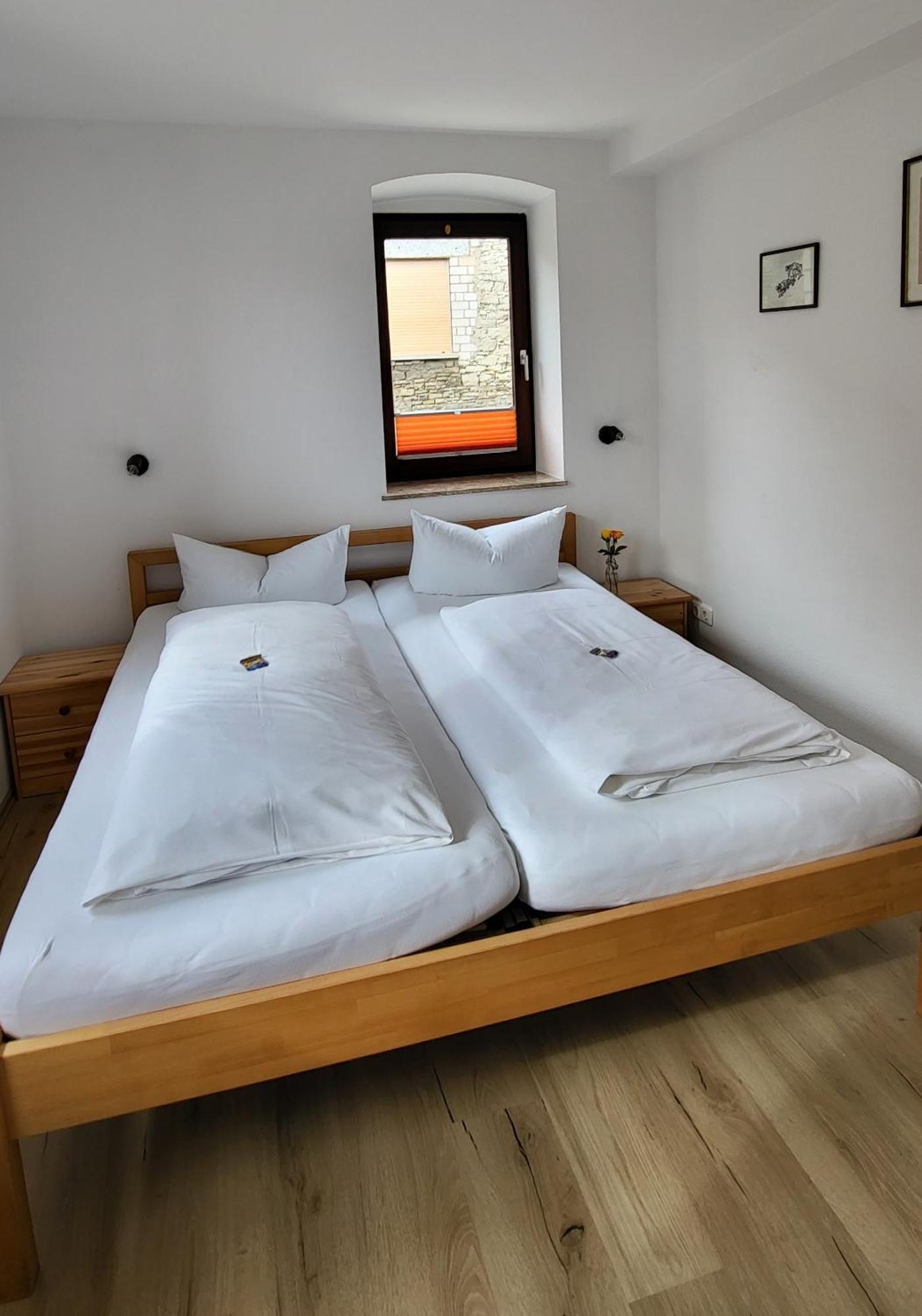 Gasthof Zum Schiff Obereisenheim Екстер'єр фото